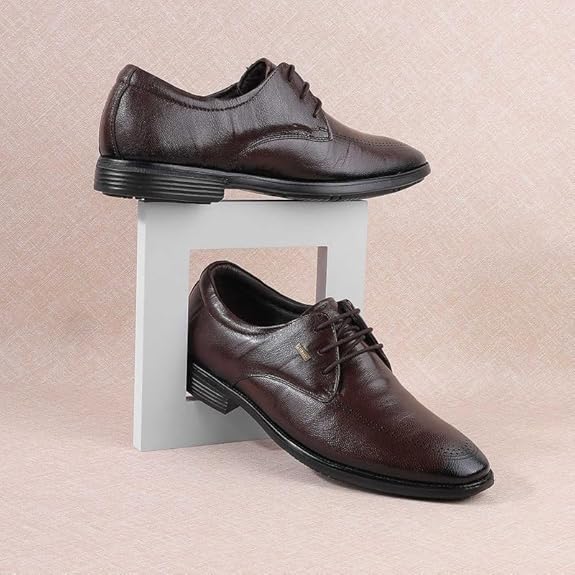 Metro Men Lace-up Shoes